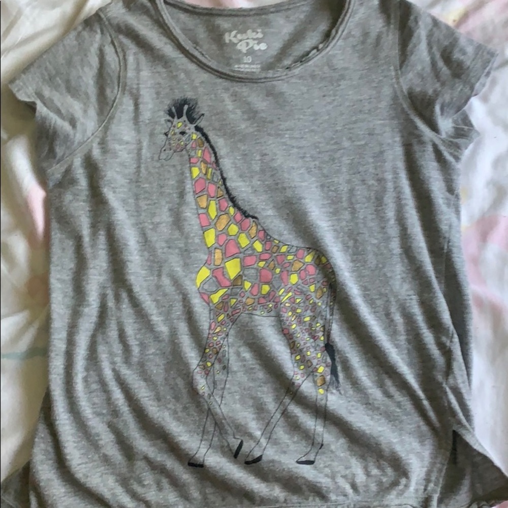 Giraffe t-shirt